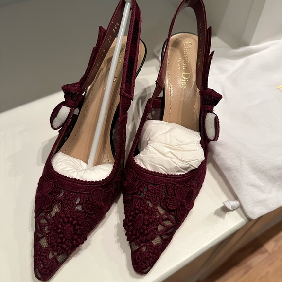Christian Dior Burgundy Lace  Sling Back Pumps Size 38 1/2. - Picture 1 of 7